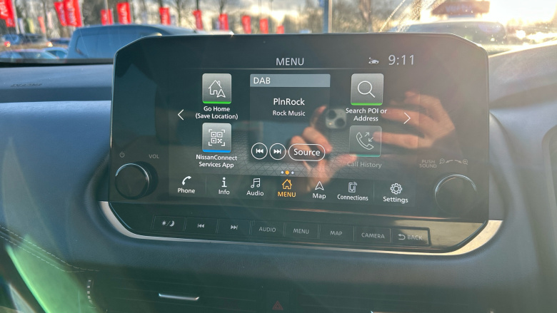 Nissan Qashqai 1.3 DiG-T MH N-Connecta 5dr Petrol Hatchback